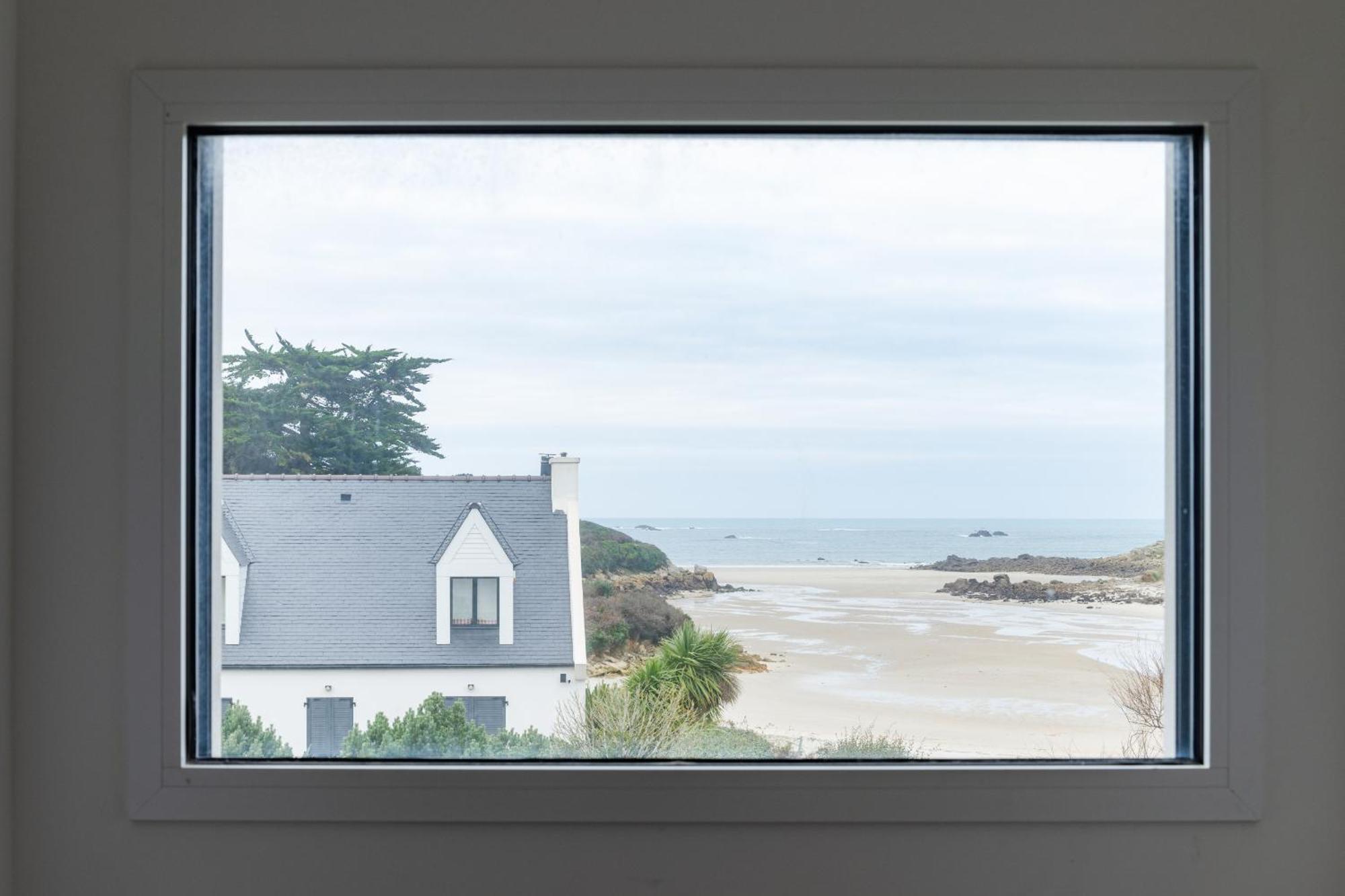 Ker Stivell - Superbe Maison Neuve A 2 Pas De La Mer Landunvez Exterior photo