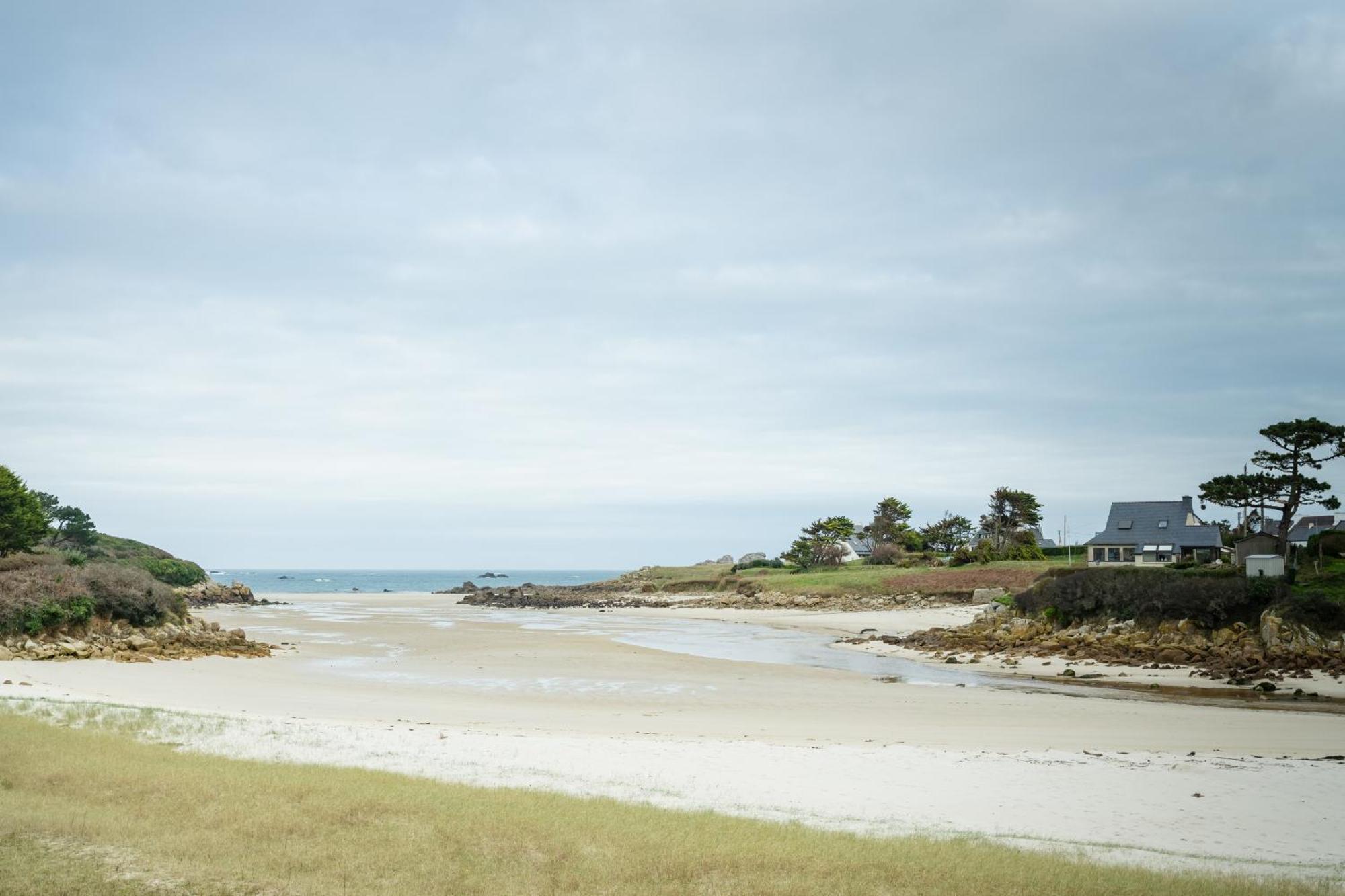 Ker Stivell - Superbe Maison Neuve A 2 Pas De La Mer Landunvez Exterior photo